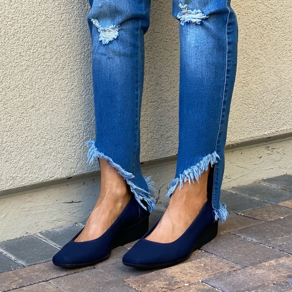 Navy Blue Fabric Wedge Pump Sporty Style - Picture 3 of 9